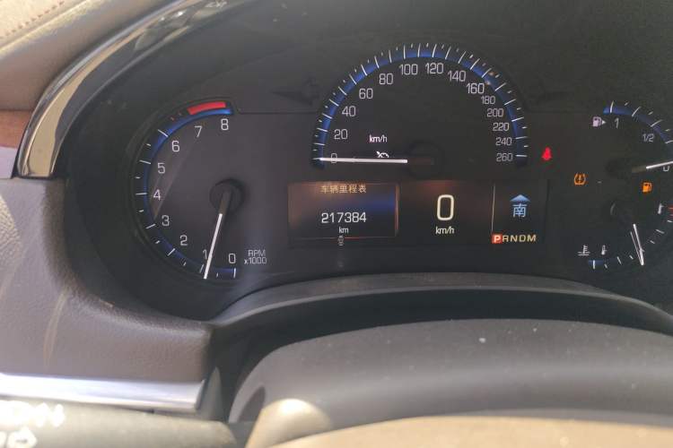 Used Cadillac XTS 2016 28T Elite Edition Odometer Close Up