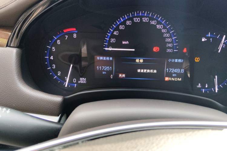 Used Cadillac XTS 2016 28T Elite Edition Odometer Close Up