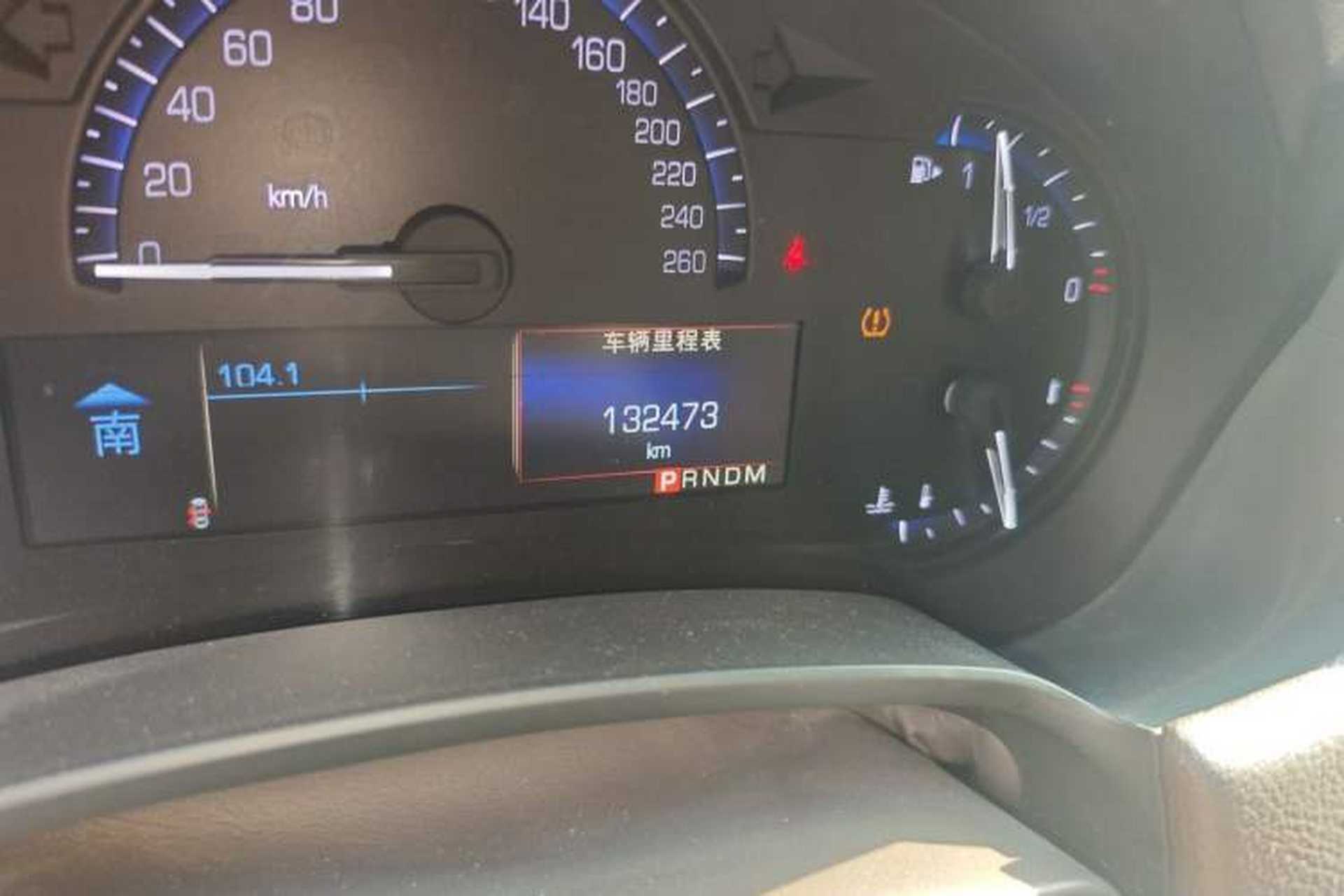 Used Cadillac XTS 2016 28T Luxury Model Odometer Close Up
