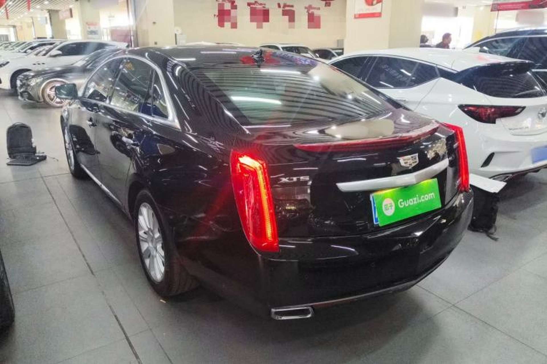 Used Cadillac XTS 2016 28T Tech Edition Rear Left 45 Deg