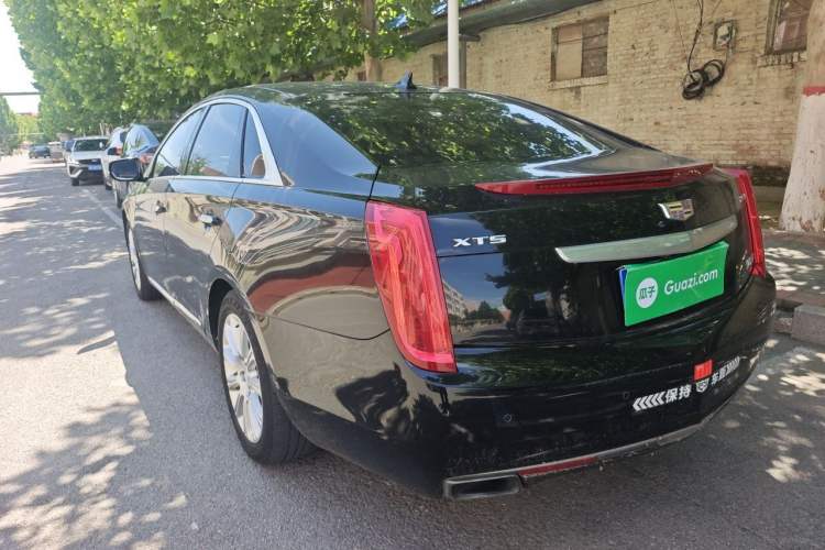 Used Cadillac XTS 2016 28T Tech Edition Rear Left 45 Deg
