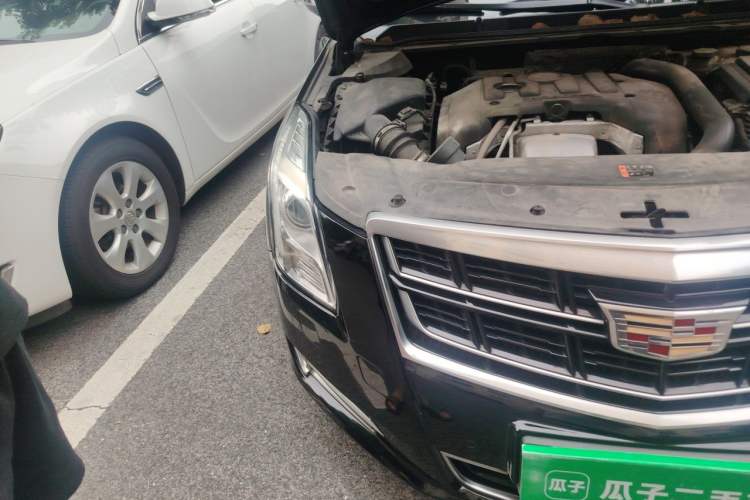 Used Cadillac XTS 2016 28T Elite Edition Right Front Headlight