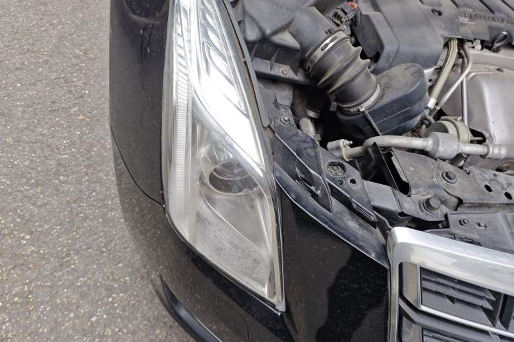 Used Cadillac XTS 2016 28T Tech Edition Right Front Headlight