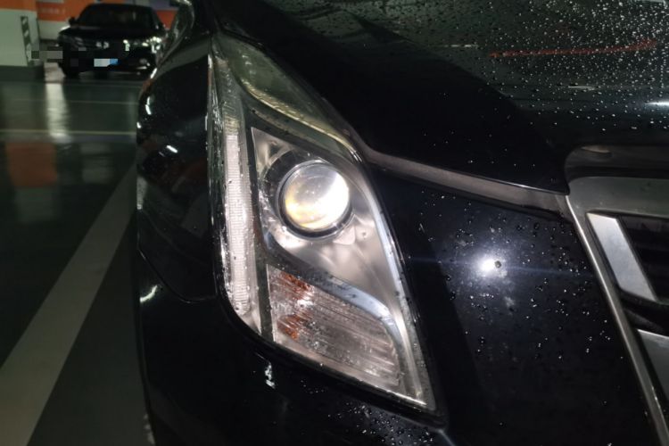 Used Cadillac XTS 2016 28T Elite Edition Right Front Headlight