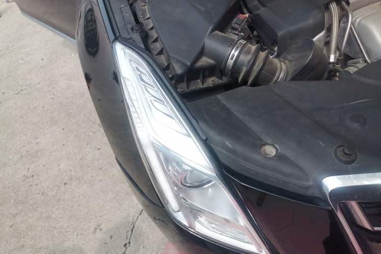 Used Cadillac XTS 2016 28T Elite Edition Right Front Headlight