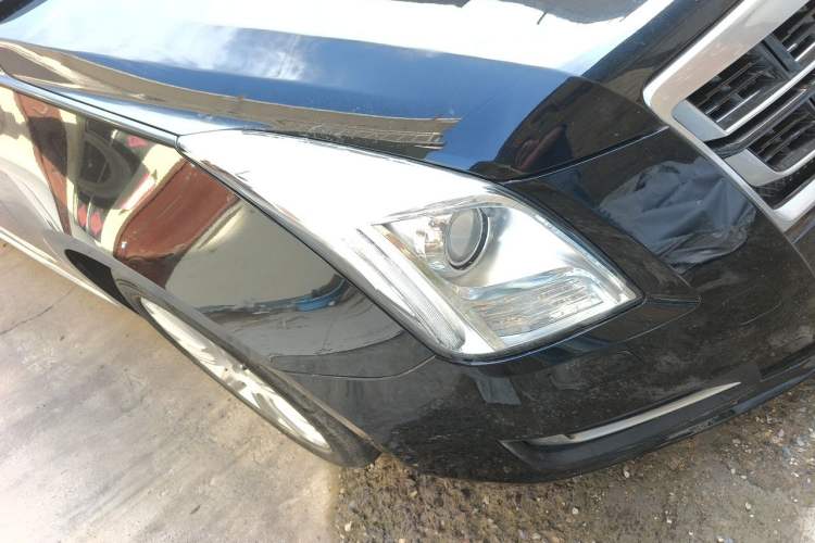 Used Cadillac XTS 2016 28T Tech Edition Right Front Headlight