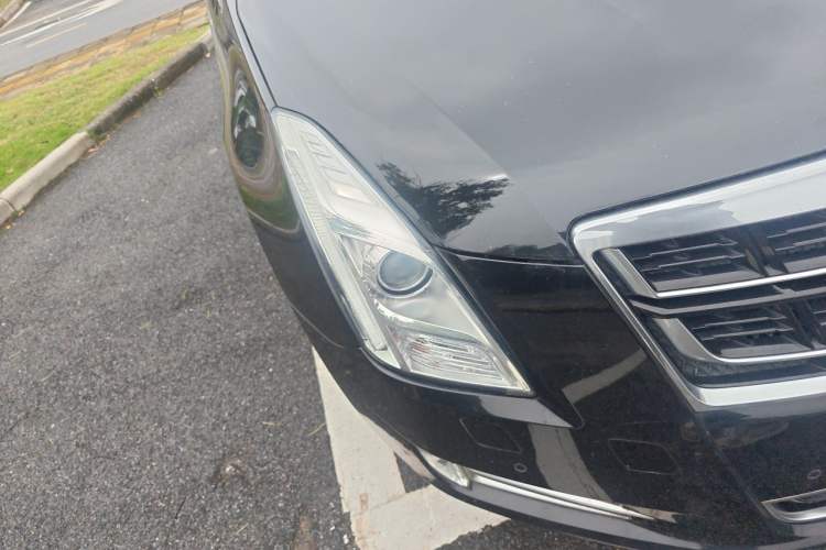 Used Cadillac XTS 2016 28T Elite Edition Right Front Headlight