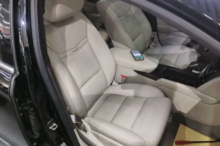 Used Cadillac XTS 2016 28T Tech Edition Right Front Seat