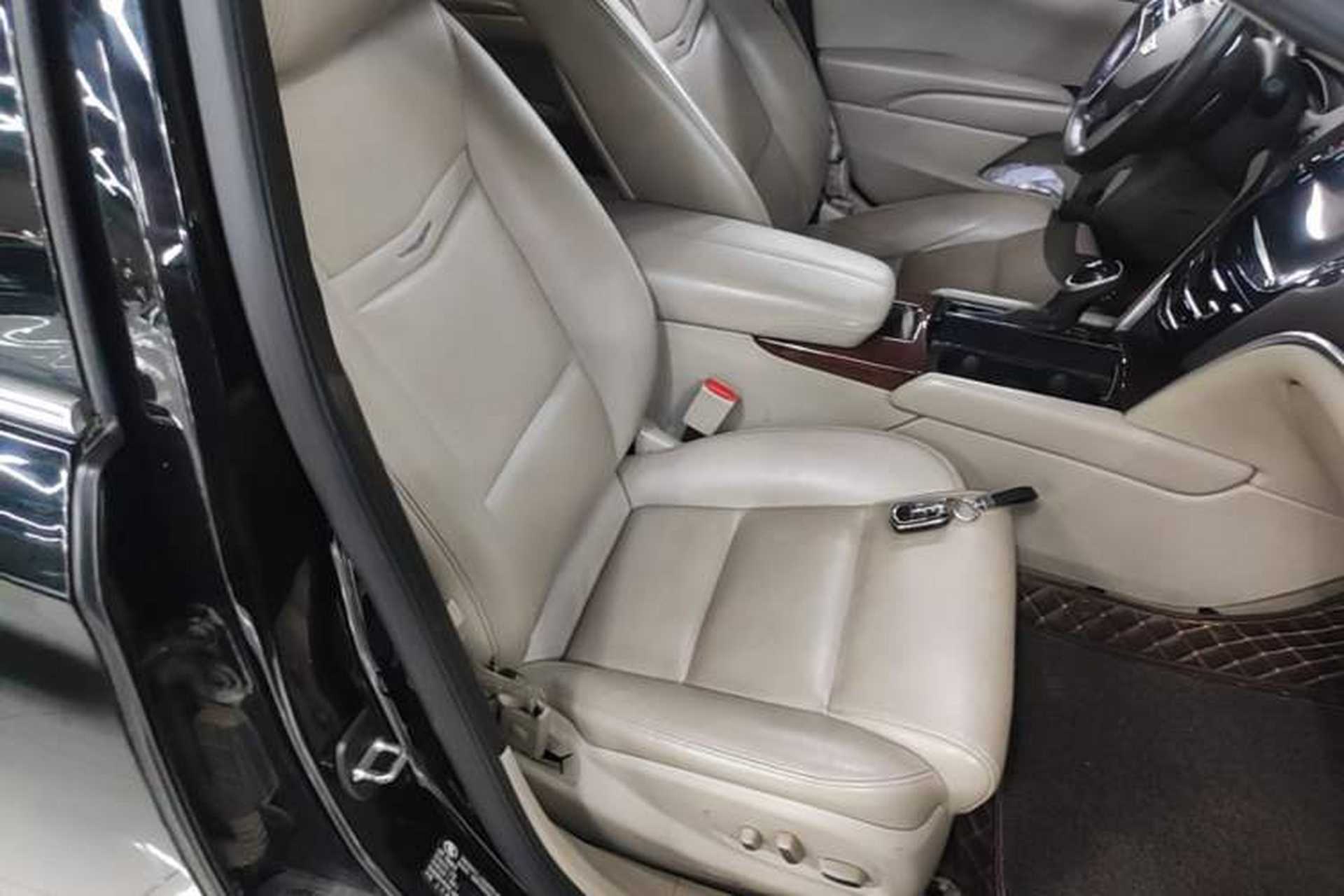 Used Cadillac XTS 2016 28T Elite Edition Right Front Seat
