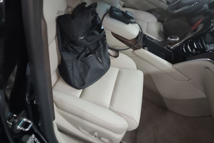 Used Cadillac XTS 2016 28T Tech Edition Right Front Seat