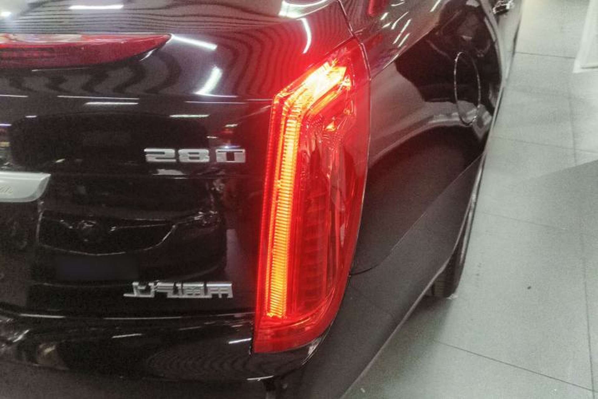 Used Cadillac XTS 2016 28T Tech Edition Right Rear Taillight