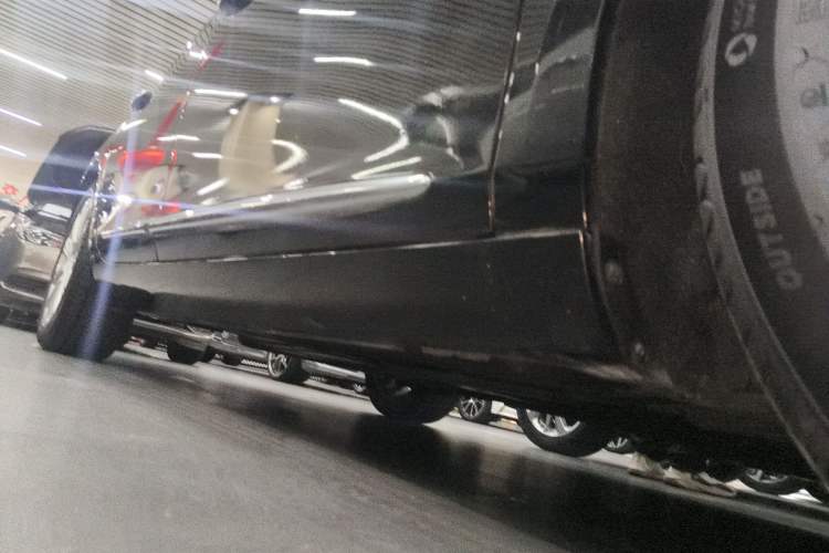 Used Cadillac XTS 2016 28T Tech Edition Right Side Sill