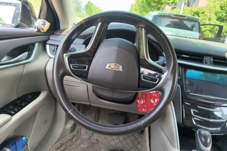Used Cadillac XTS 2016 28T Tech Edition Steering Wheel
