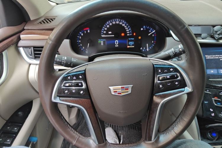 Used Cadillac XTS 2016 28T Luxury Model Steering Wheel