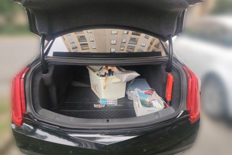 Used Cadillac XTS 2016 28T Elite Edition Trunk