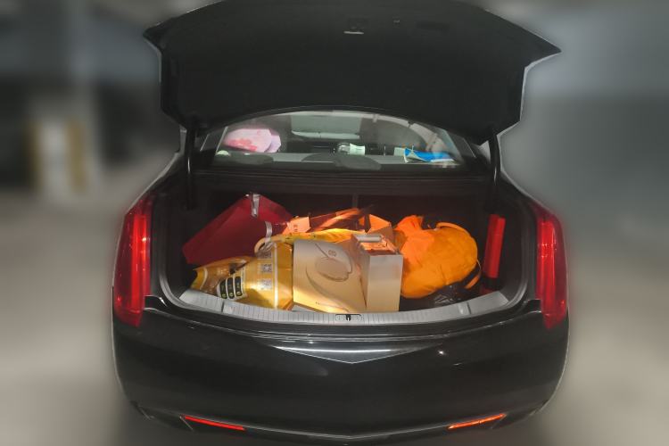 Used Cadillac XTS 2016 28T Elite Edition Trunk