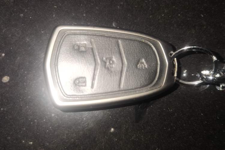 Used Cadillac XTS 2016 28T Tech Edition Vehicle Key