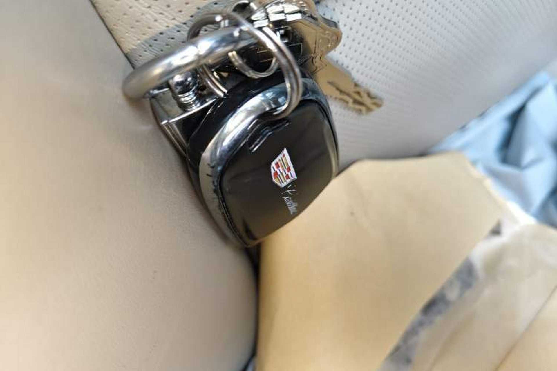 Used Cadillac XTS 2016 28T Tech Edition Vehicle Key