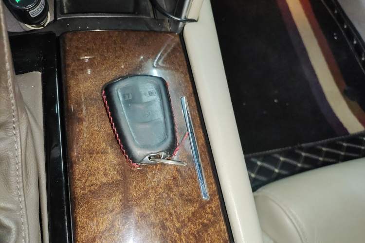Used Cadillac XTS 2016 28T Tech Edition Vehicle Key