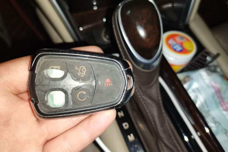 Used Cadillac XTS 2016 28T Elite Edition Vehicle Key