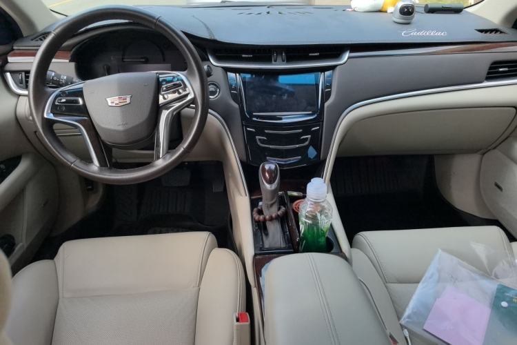 Used Cadillac XTS 2016 28T Elite Edition Center Console