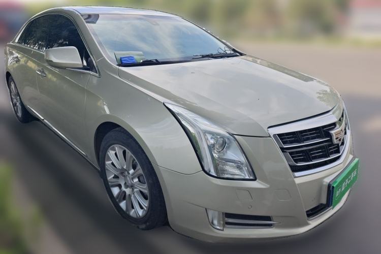 Used Cadillac XTS 2016 28T Elite Edition Front Right 45 Deg
