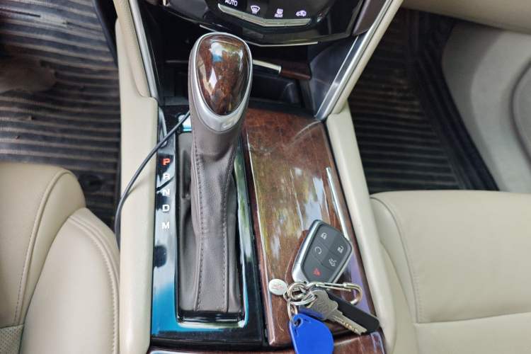 Used Cadillac XTS 2016 28T Elite Edition Gear Lever
