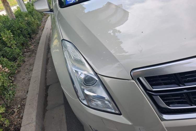 Used Cadillac XTS 2016 28T Elite Edition Right Front Headlight
