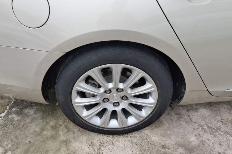 Used Cadillac XTS 2016 28T Tech Edition Right Rear Wheel Hub