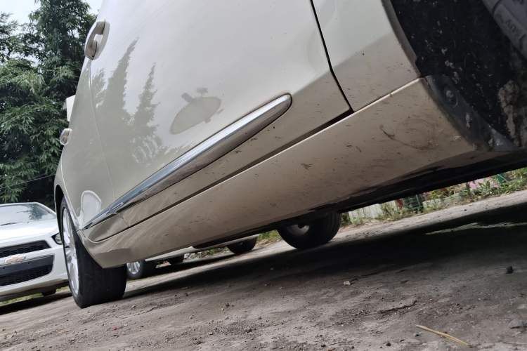 Used Cadillac XTS 2016 28T Tech Edition Right Side Sill