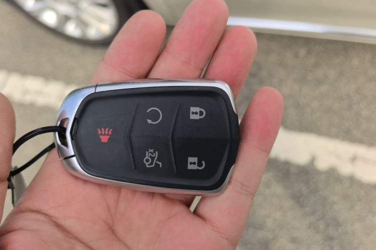 Used Cadillac XTS 2016 28T Elite Edition Vehicle Key