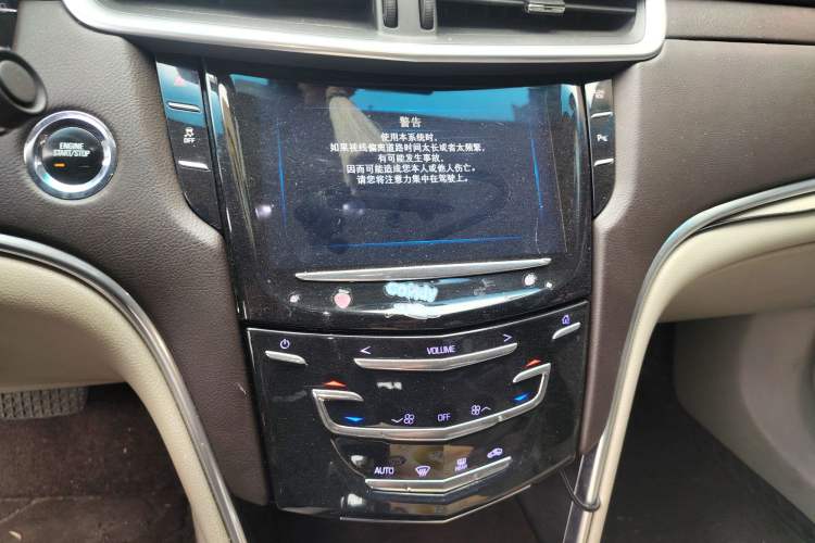 Used Cadillac XTS 2016 28T Tech Edition Audio And AC Panel