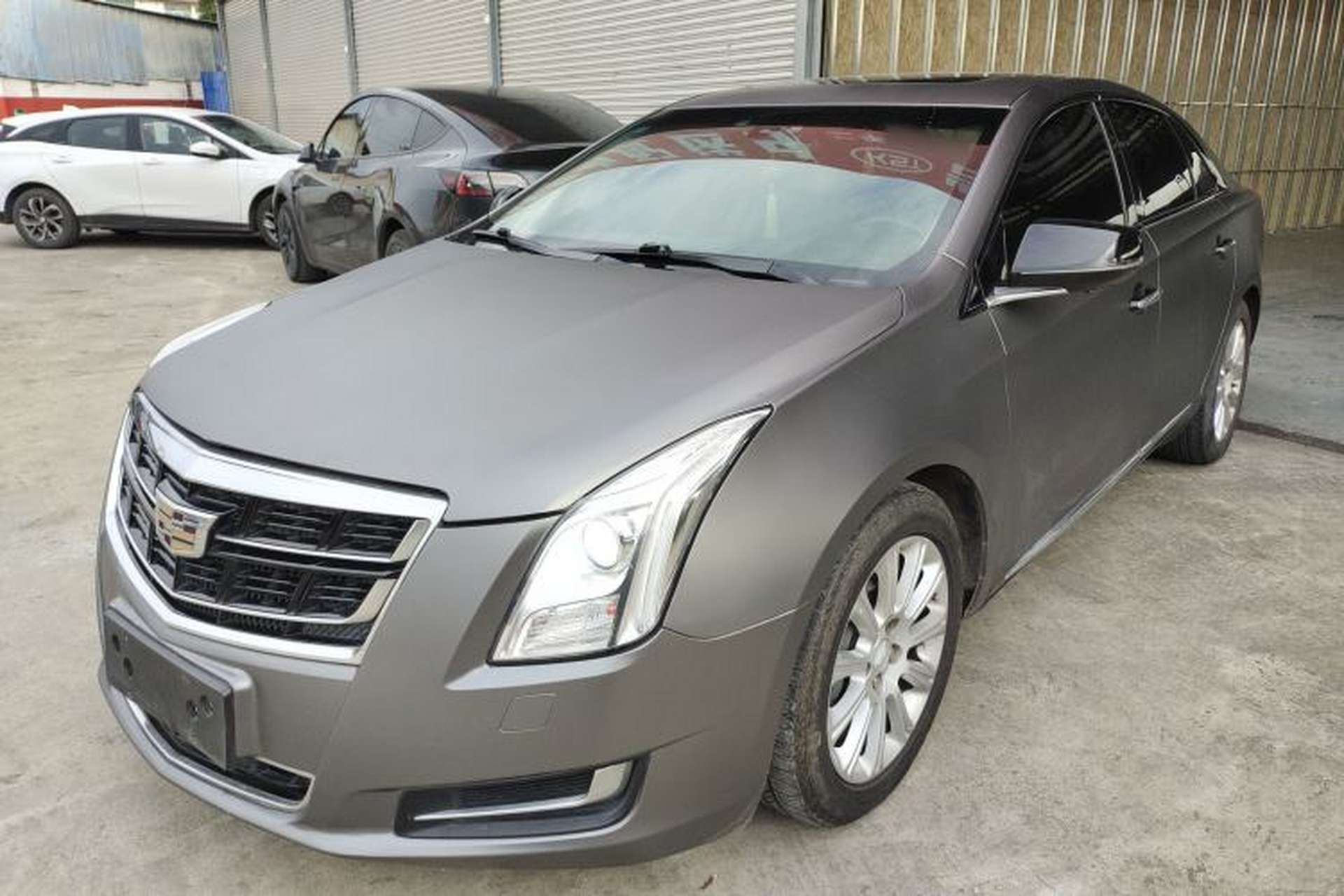 Used Cadillac XTS 2016 28T Tech Edition Front Left 45 Deg