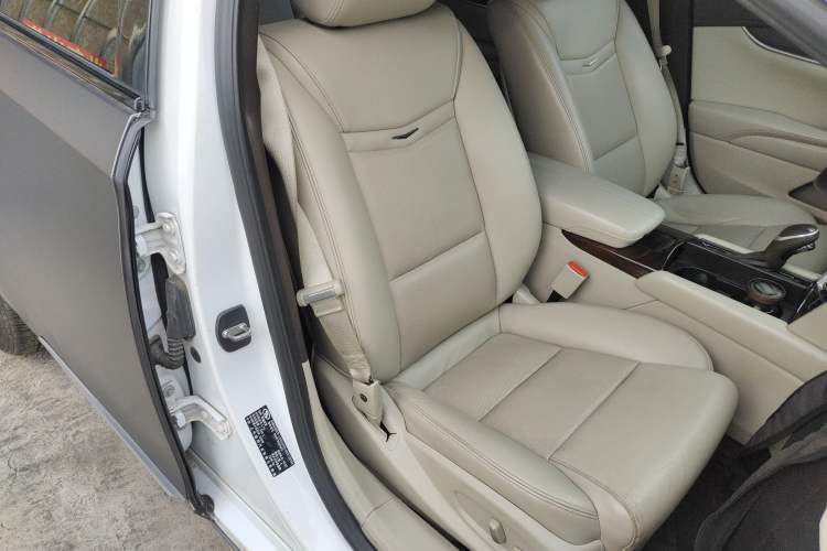 Used Cadillac XTS 2016 28T Tech Edition Right Front Seat