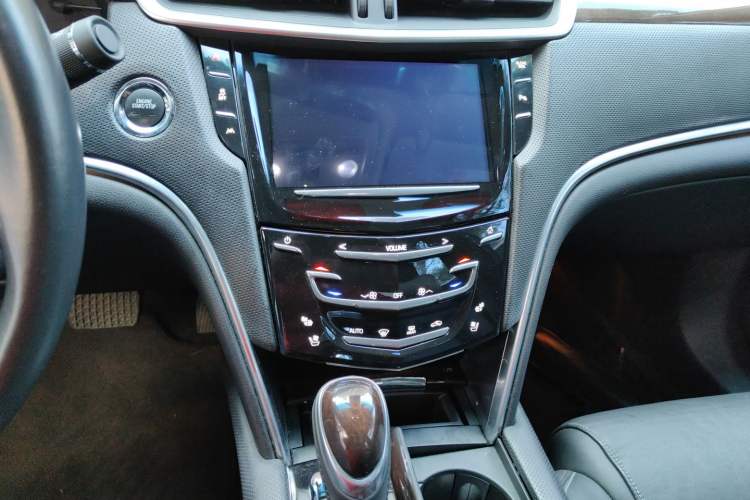 Used Cadillac XTS 2016 28T Luxury Model Audio And AC Panel