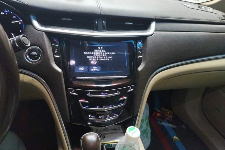 Used Cadillac XTS 2016 28T Tech Edition Audio And AC Panel
