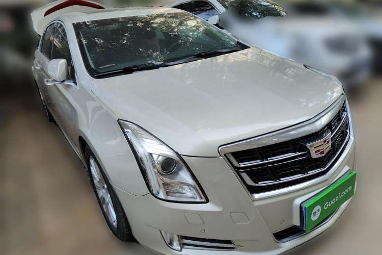 Used Cadillac XTS 2016 28T Luxury Model Front Right 45 Deg