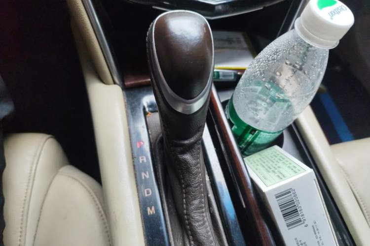 Used Cadillac XTS 2016 28T Tech Edition Gear Lever