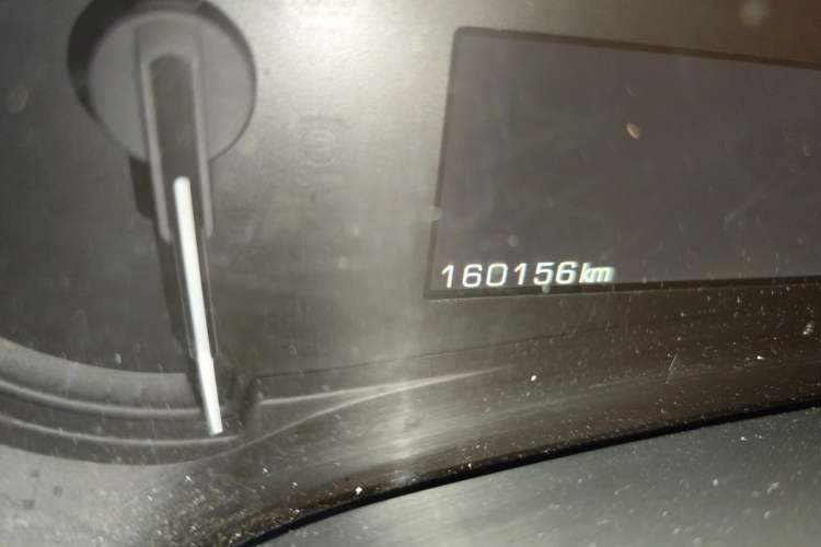 Used Cadillac XTS 2016 28T Tech Edition Odometer Close Up