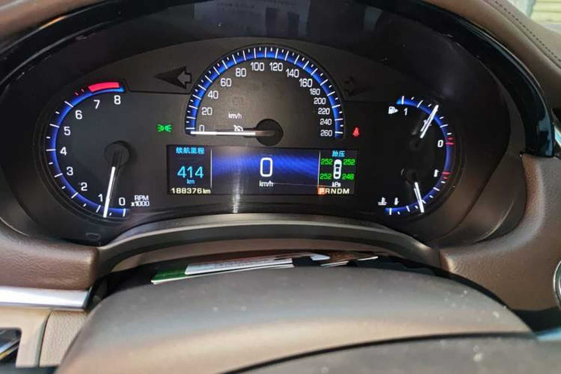 Used Cadillac XTS 2016 28T Tech Edition Odometer Close Up