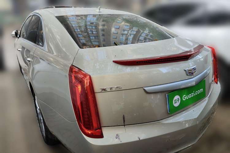 Used Cadillac XTS 2016 28T Luxury Model Rear Left 45 Deg