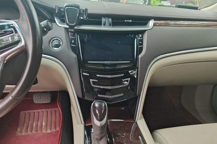 Used Cadillac XTS 2016 28T Elite Edition Audio And AC Panel