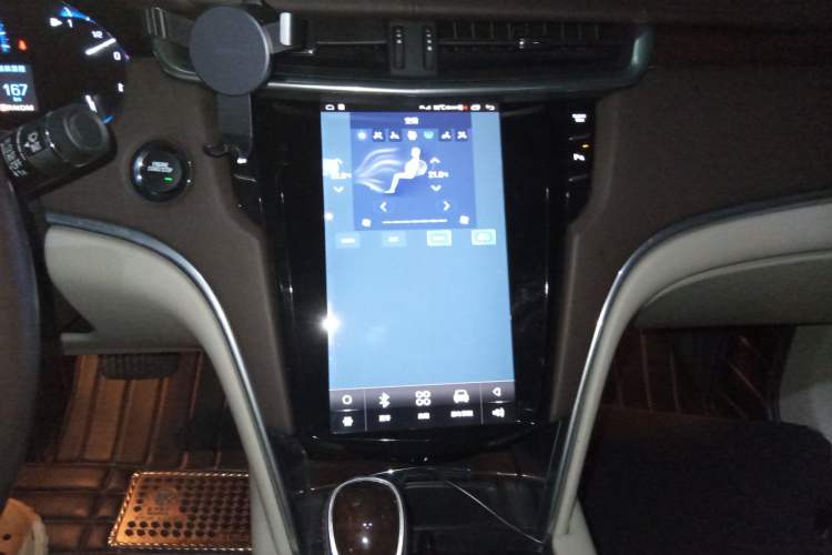 Used Cadillac XTS 2016 28T Elite Edition Audio And AC Panel