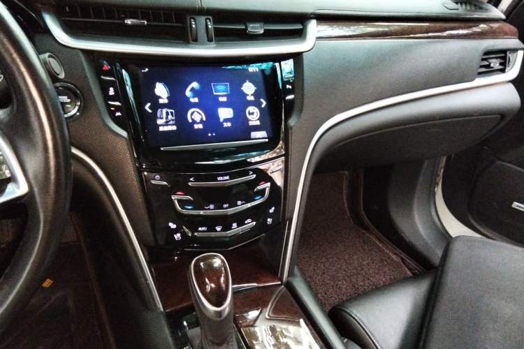 Used Cadillac XTS 2016 28T Luxury Model Audio And AC Panel