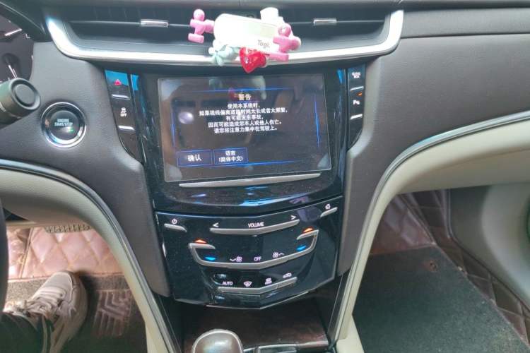 Used Cadillac XTS 2016 28T Tech Edition Audio And AC Panel