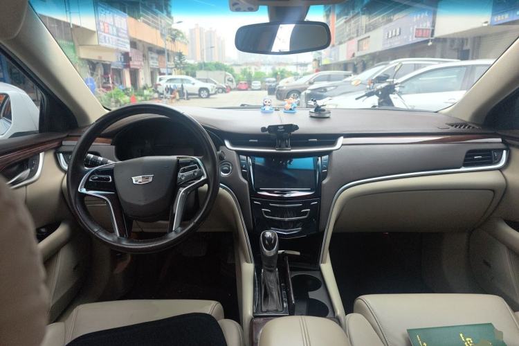 Used Cadillac XTS 2016 28T Elite Edition Center Console