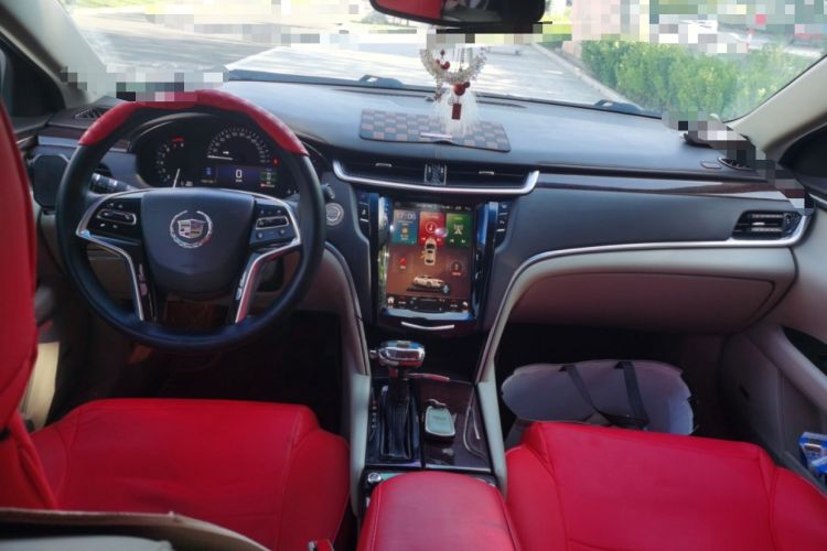 Used Cadillac XTS 2016 28T Elite Edition Center Console