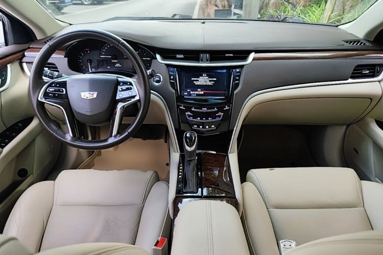 Used Cadillac XTS 2016 28T Elite Edition Center Console
