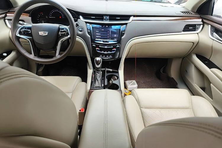 Used Cadillac XTS 2016 28T Elite Edition Center Console