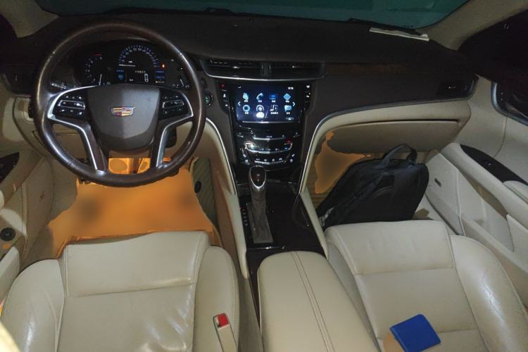 Used Cadillac XTS 2016 28T Luxury Model Center Console